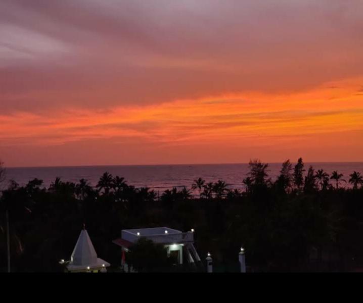 Sunshine Sea View Otel Alībāg Dış mekan fotoğraf