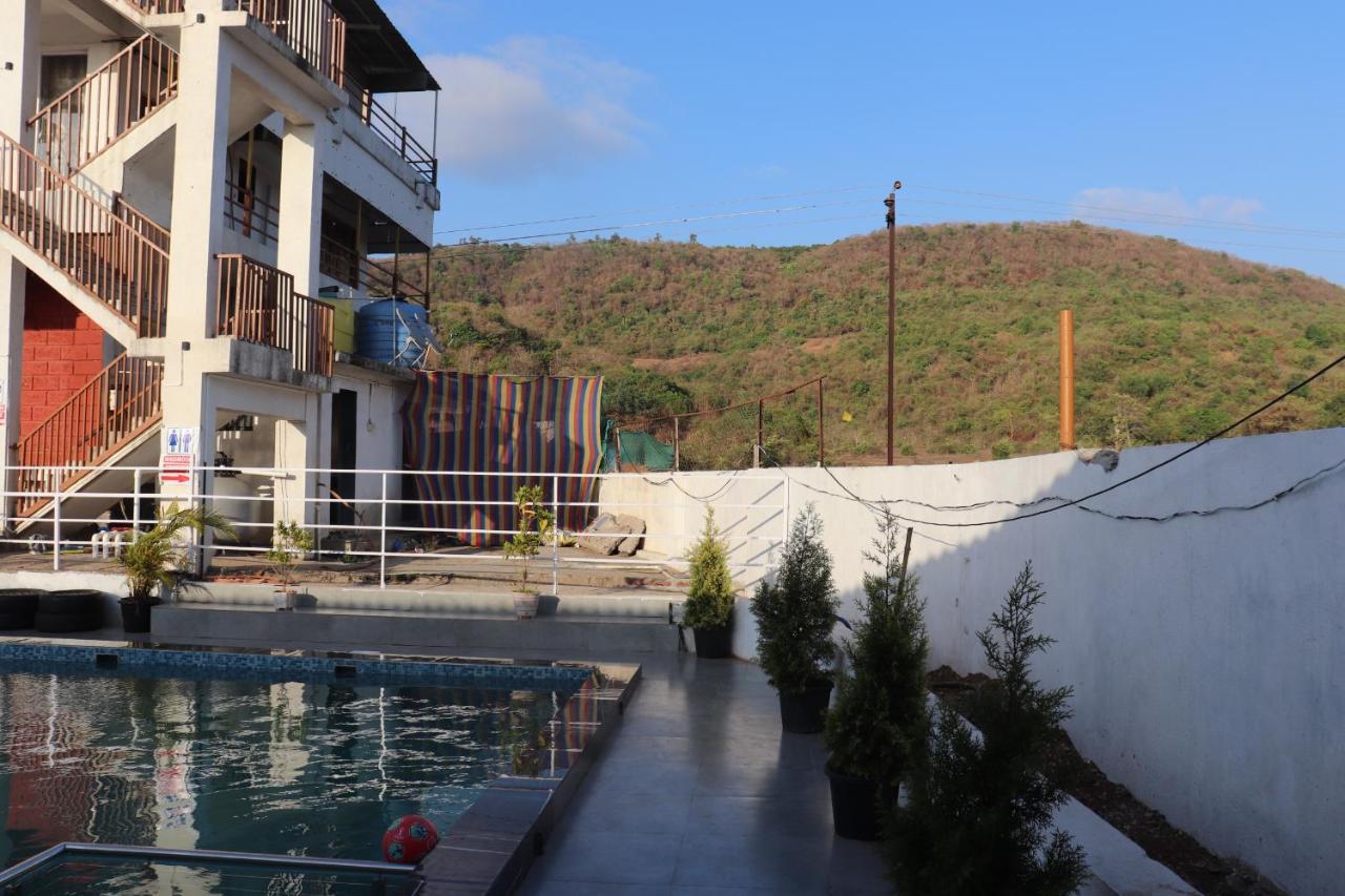Sunshine Sea View Otel Alībāg Dış mekan fotoğraf