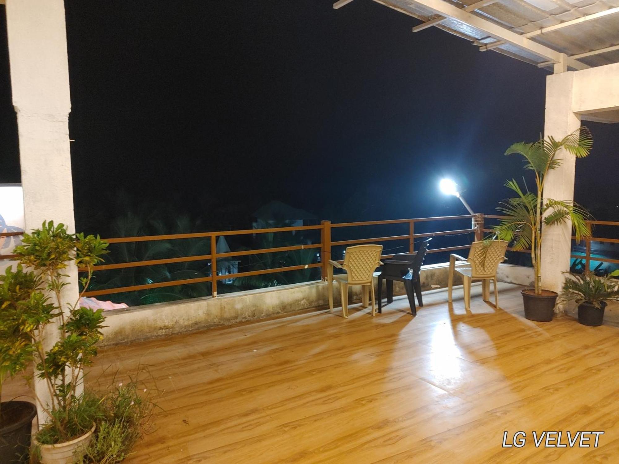 Sunshine Sea View Otel Alībāg Dış mekan fotoğraf